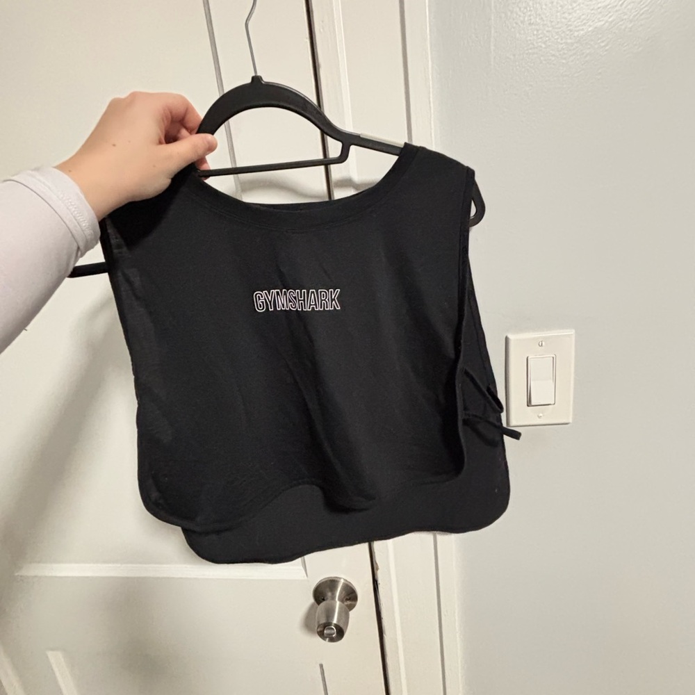 Gymshark Black Women's crop Top